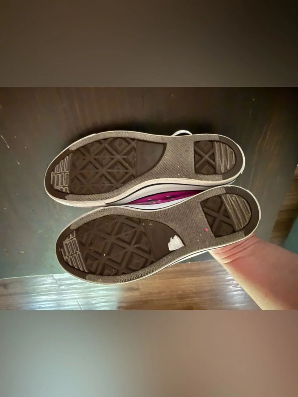 Hot pink converse 7.5 women’s - Picture 6 of 8